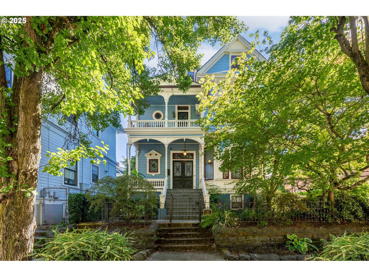 726 22ND Ave - Photo 1