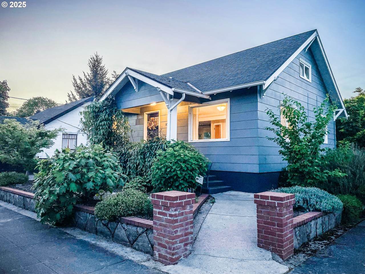 1035 Killingsworth St - Photo 1