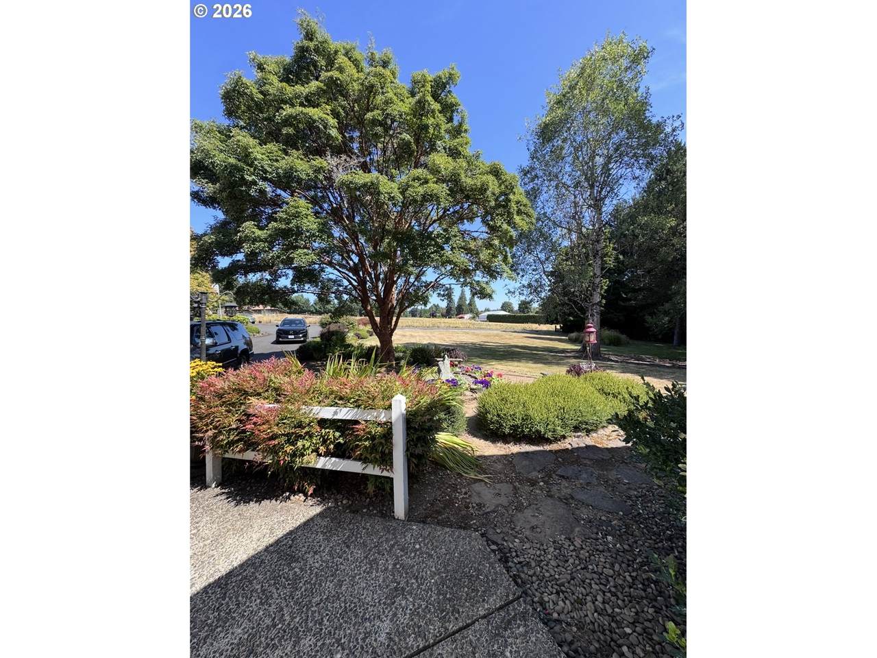 https://bt-photos.global.ssl.fastly.net/portland/1280_boomver_4_263698589-2.jpg