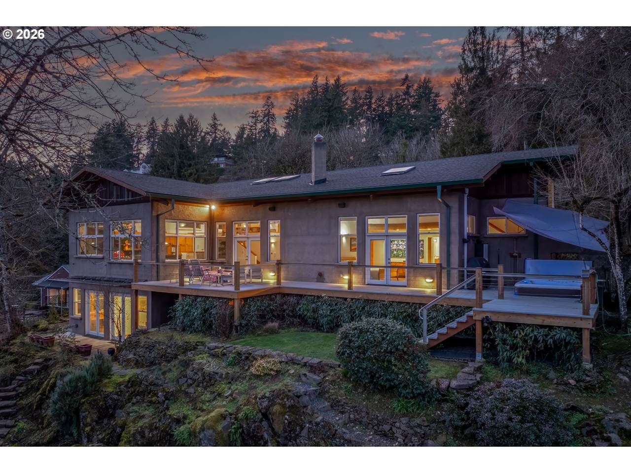 https://bt-photos.global.ssl.fastly.net/portland/1280_boomver_4_338928345-2.jpg