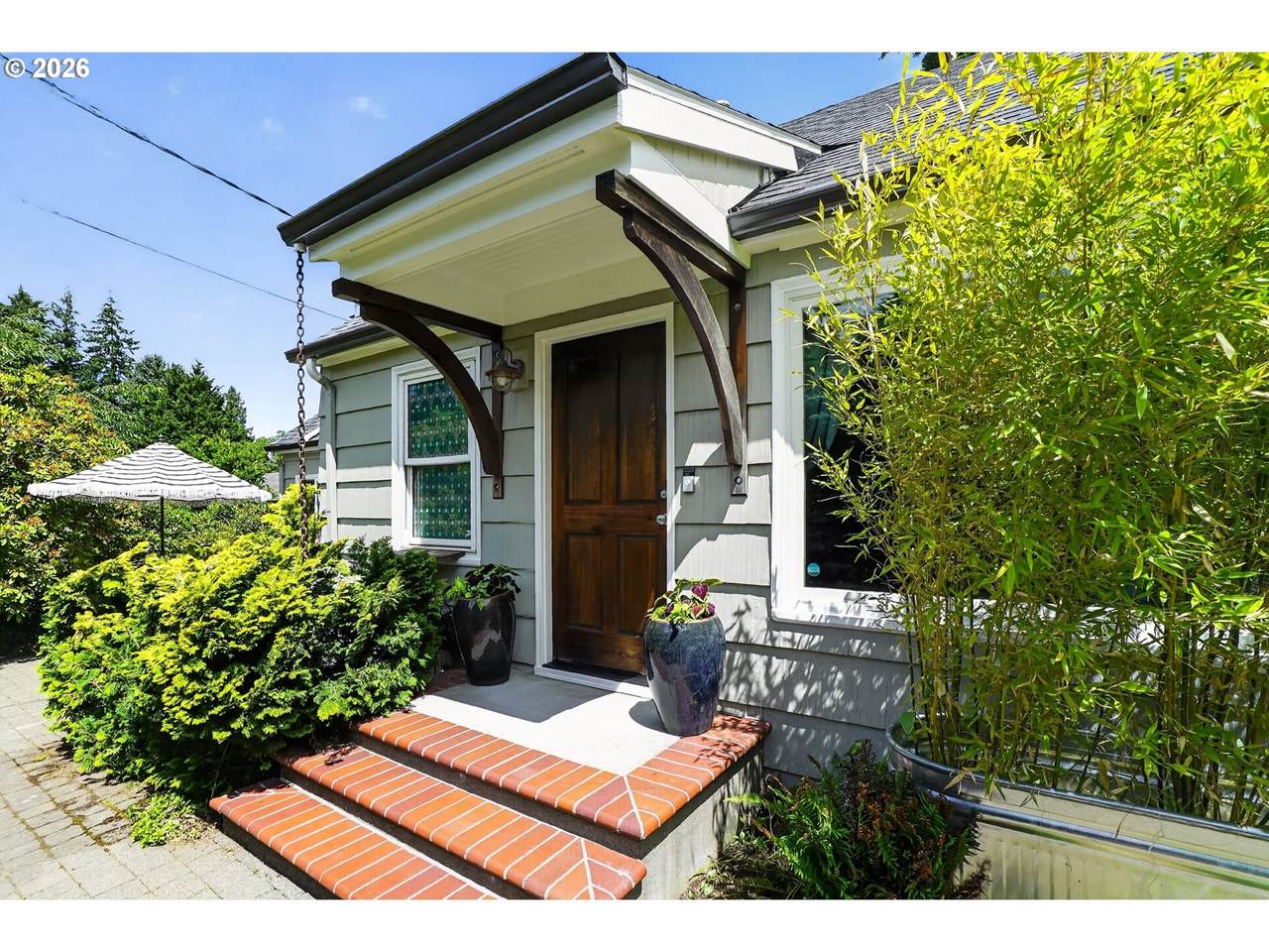 https://bt-photos.global.ssl.fastly.net/portland/1280_boomver_4_347341841-2.jpg
