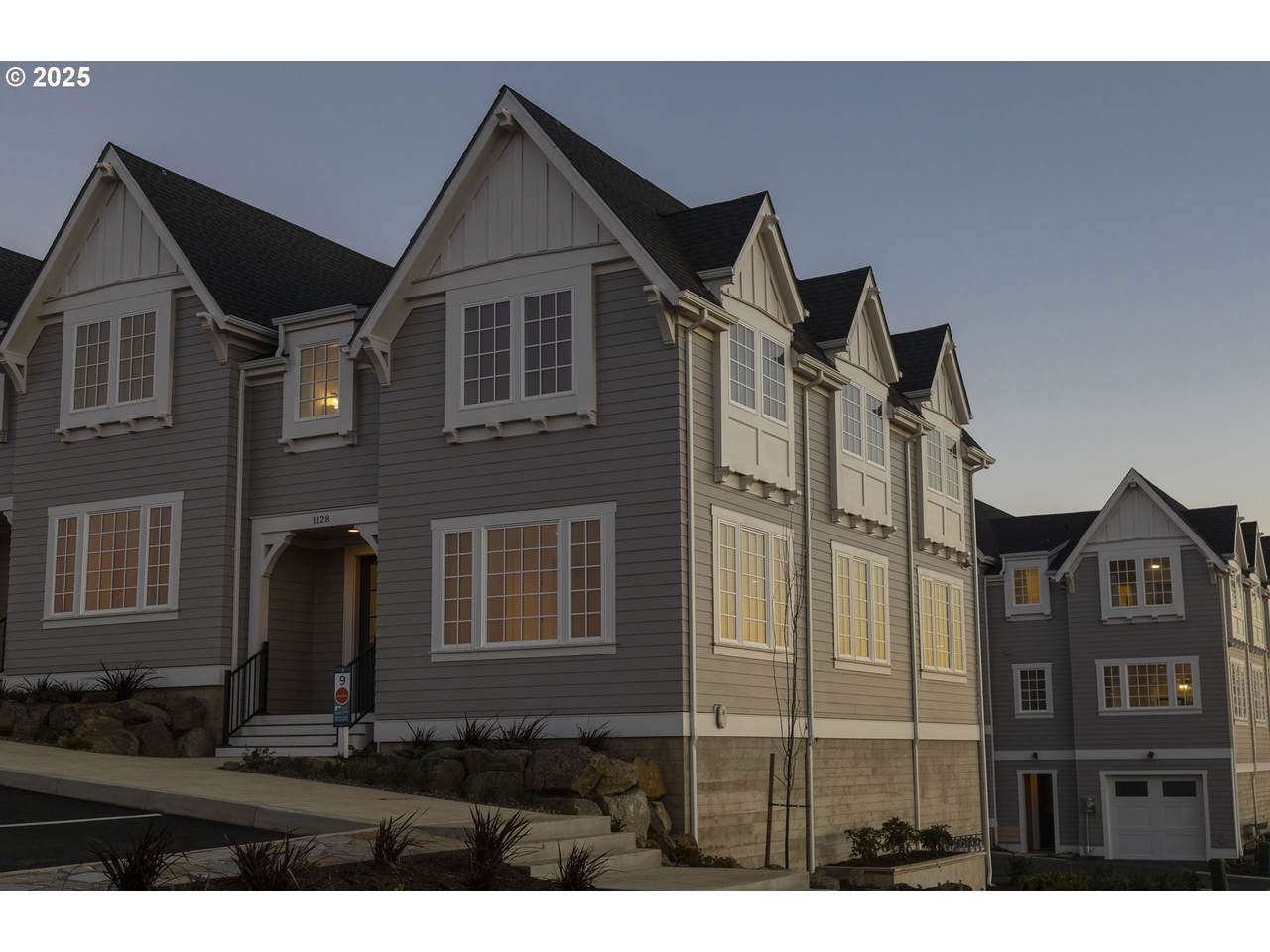 1128 Seascape Ave - Photo 1