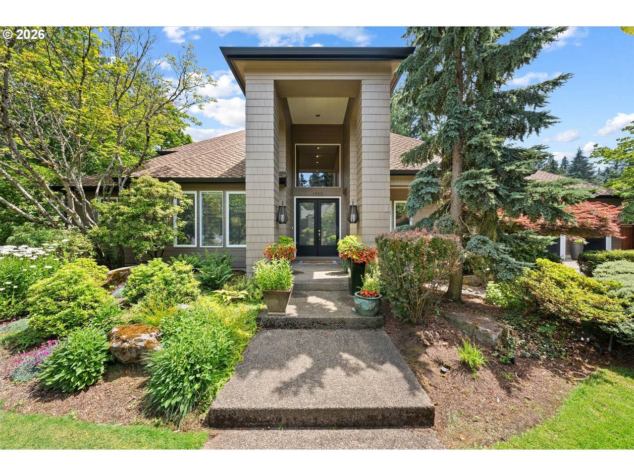 https://bt-photos.global.ssl.fastly.net/portland/1280_boomver_4_389930814-2.jpg