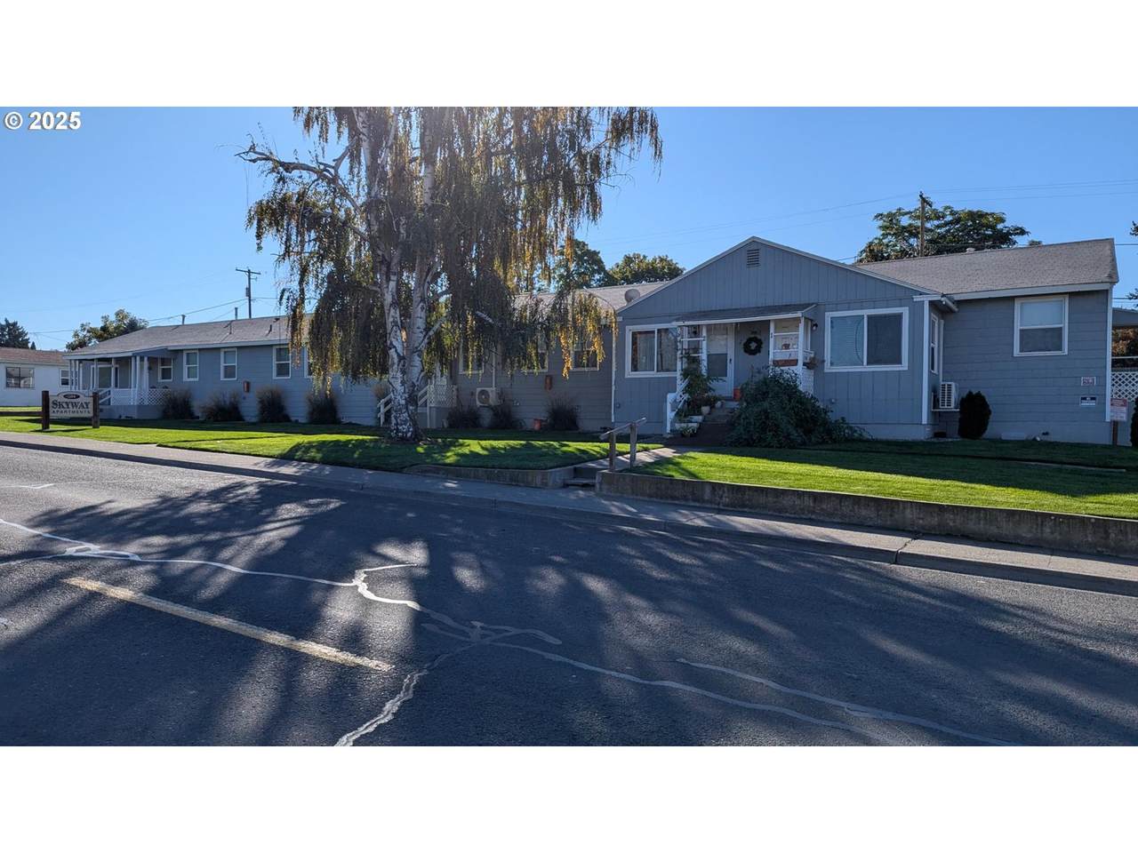 204 12TH St - Photo 1