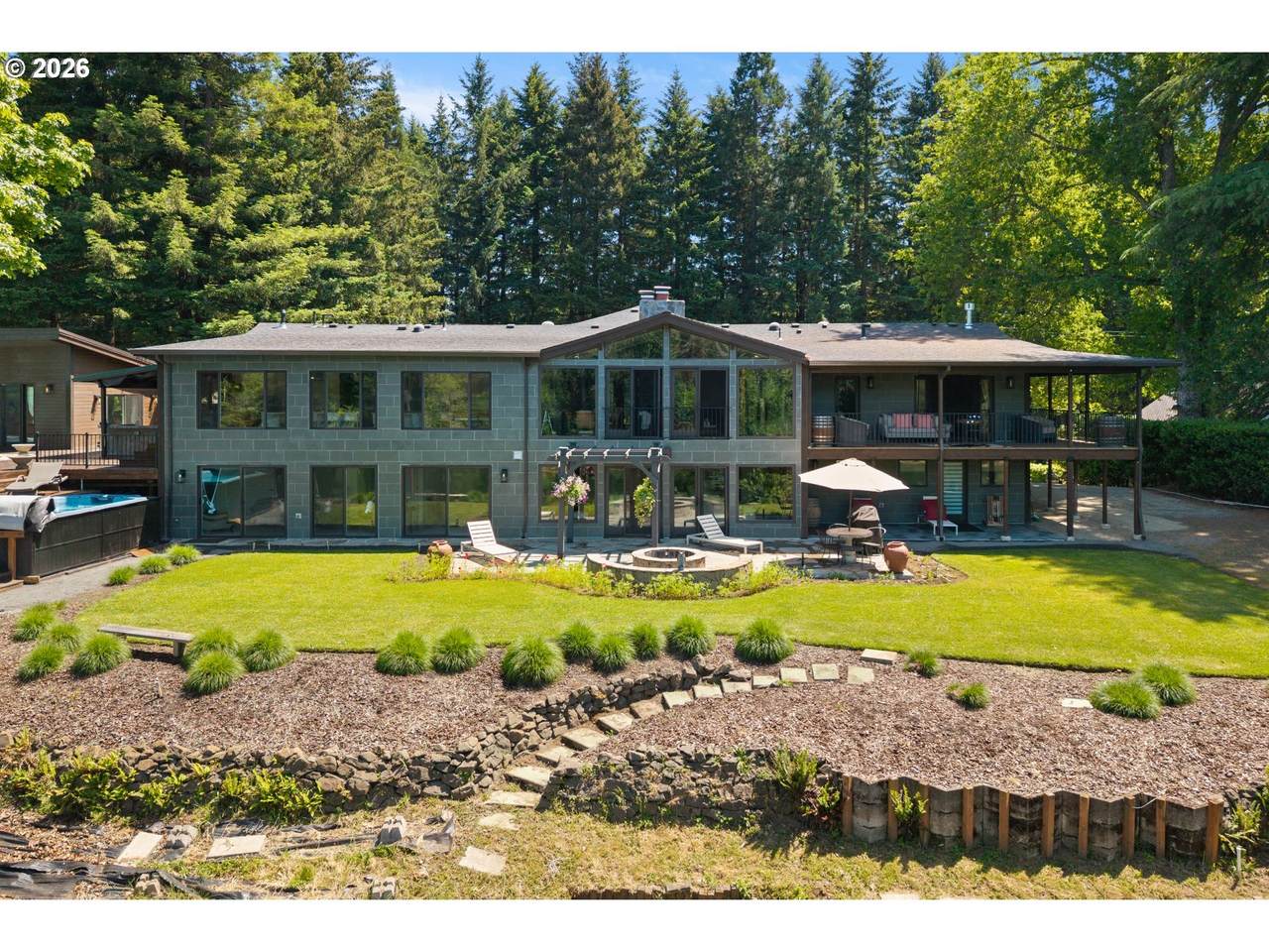 https://bt-photos.global.ssl.fastly.net/portland/1280_boomver_4_457371944-2.jpg