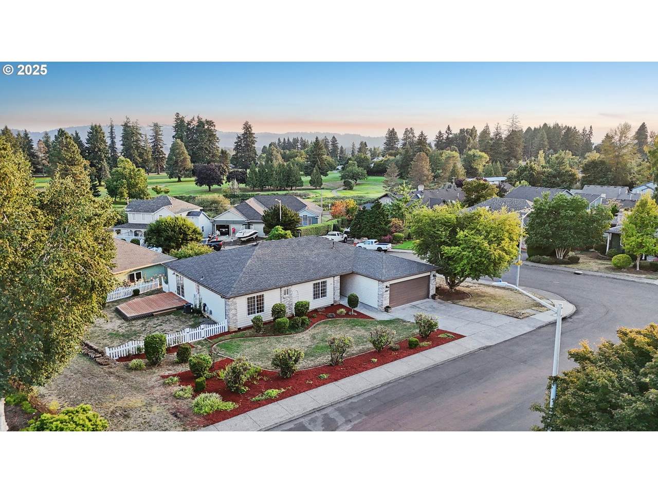 4202 L Cir - Photo 1