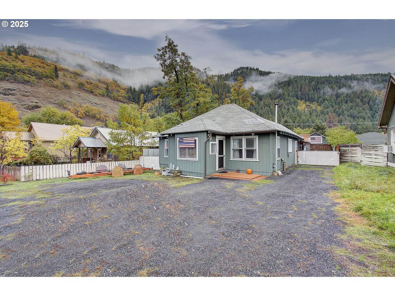 https://bt-photos.global.ssl.fastly.net/portland/1280_boomver_4_479091816-2.jpg