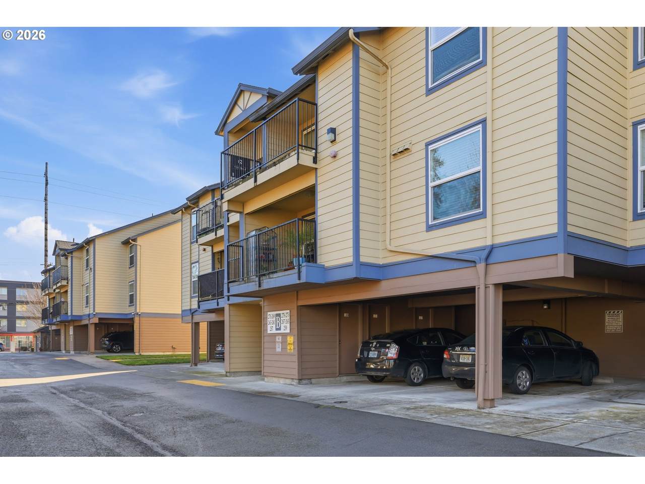 273 162ND Ave - Photo 1