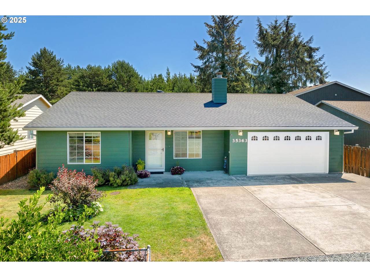 35363 Bayside Gardens Rd - Photo 1
