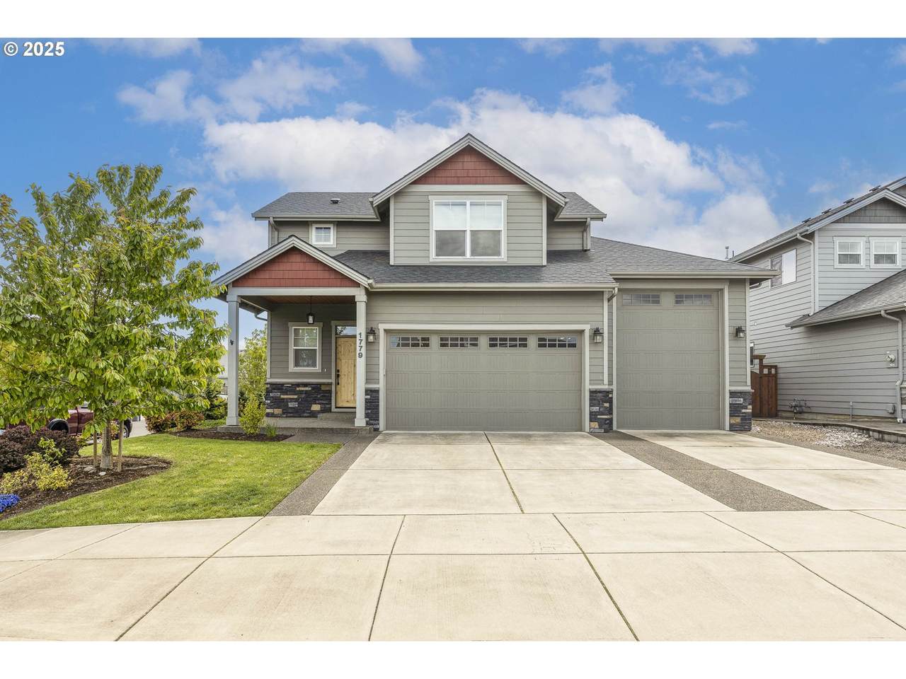 1779 Academy St - Photo 1