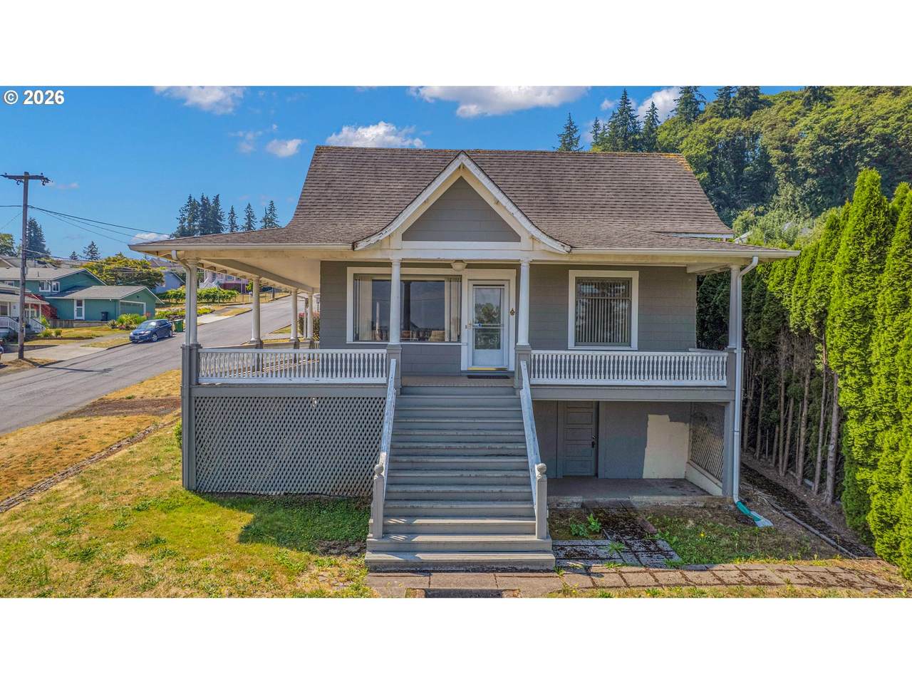 406 C St - Photo 1