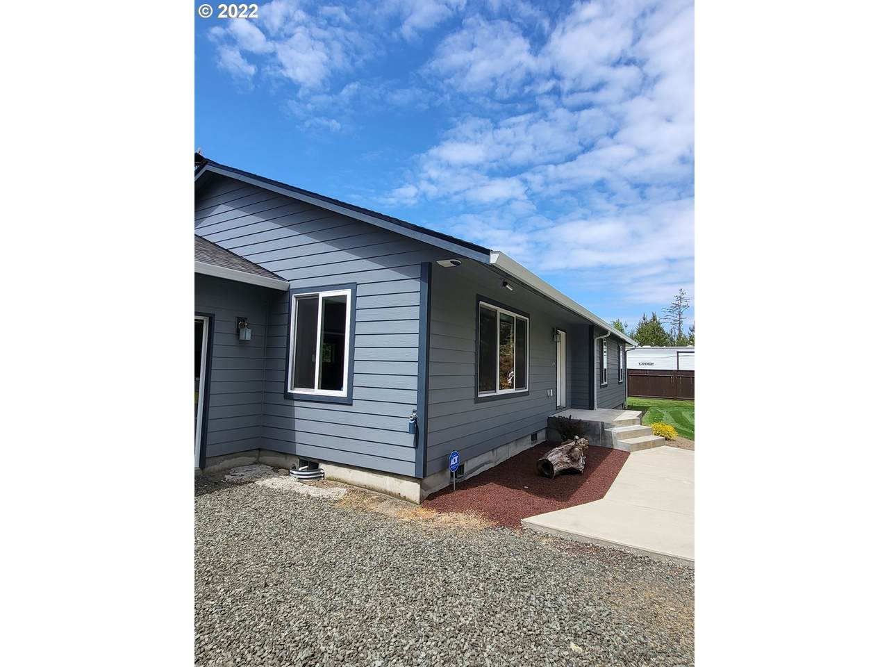 28515 R Ln - Photo 1