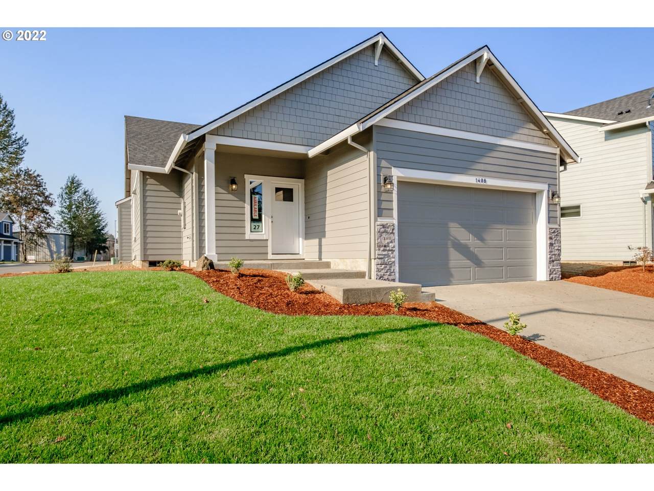 1408 45th Ave - Photo 1