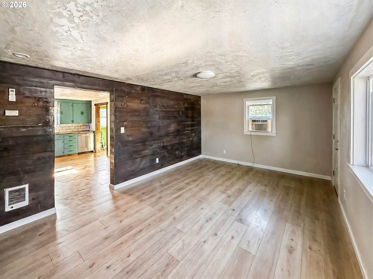https://bt-photos.global.ssl.fastly.net/portland/1280_boomver_5_241576418-2.jpg