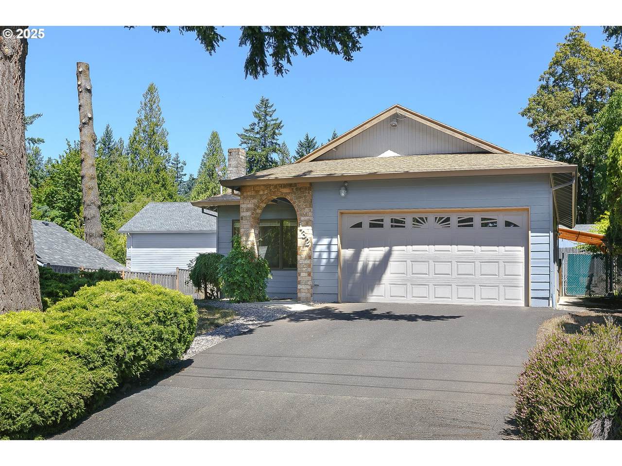132 214TH Ave - Photo 1