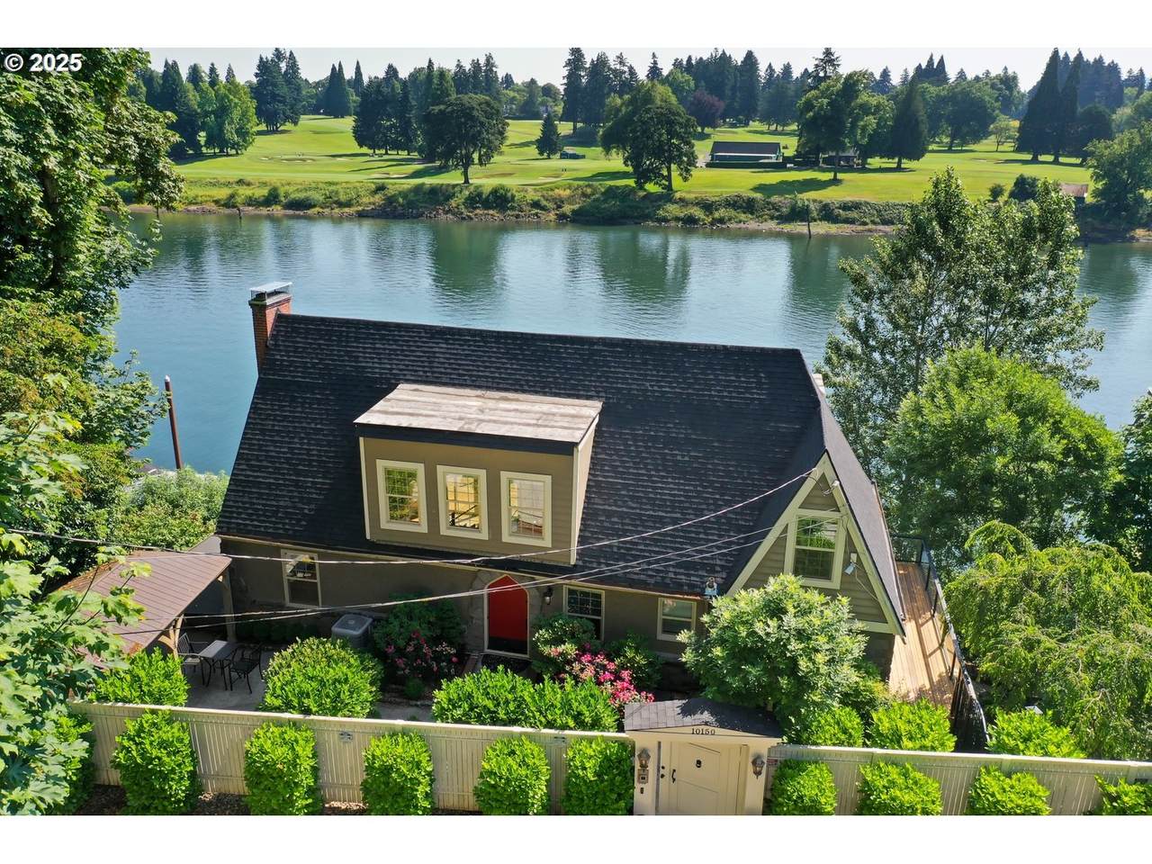 10150 Riverside Dr - Photo 1