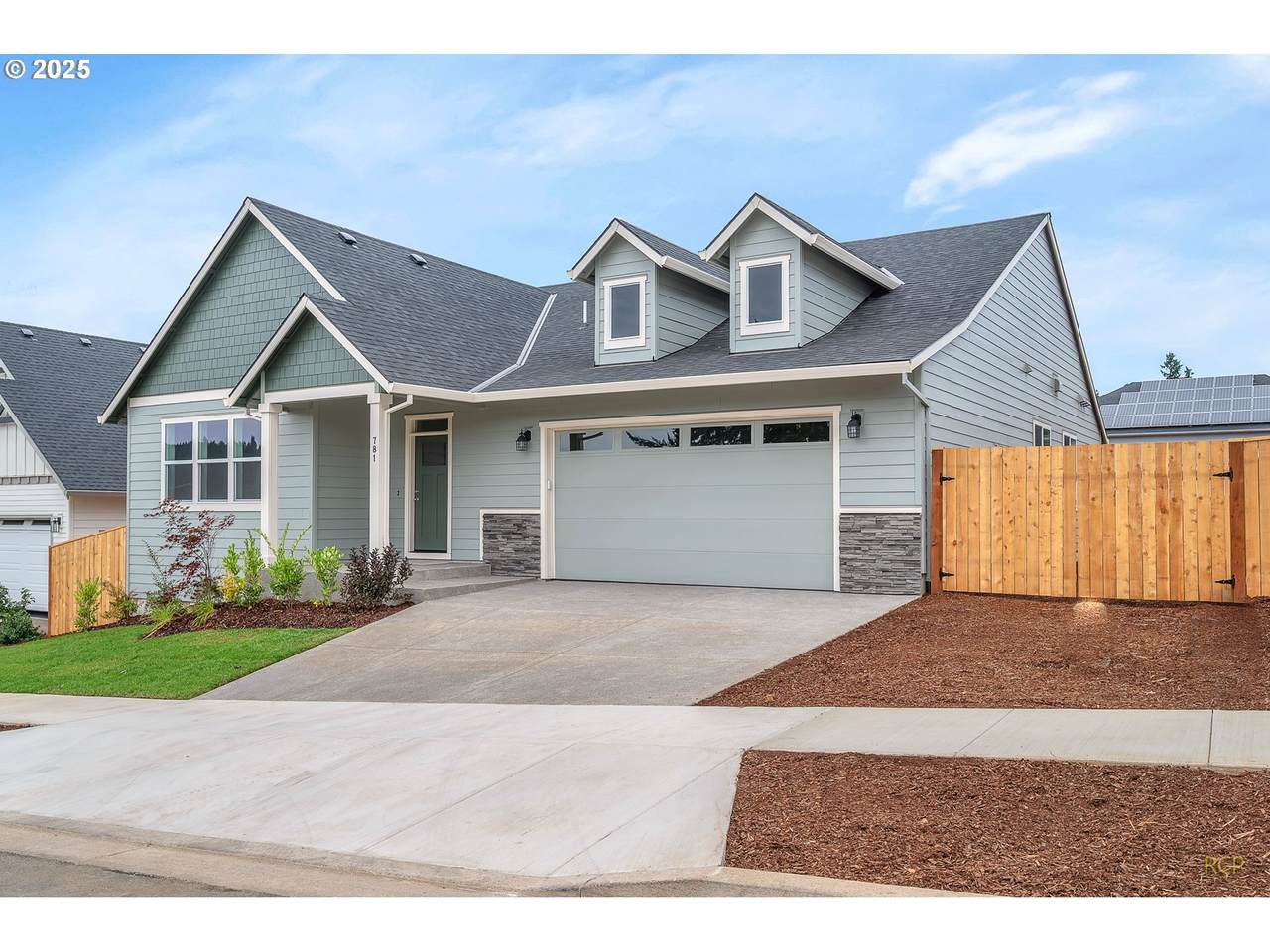 781 Riley Dr - Photo 1