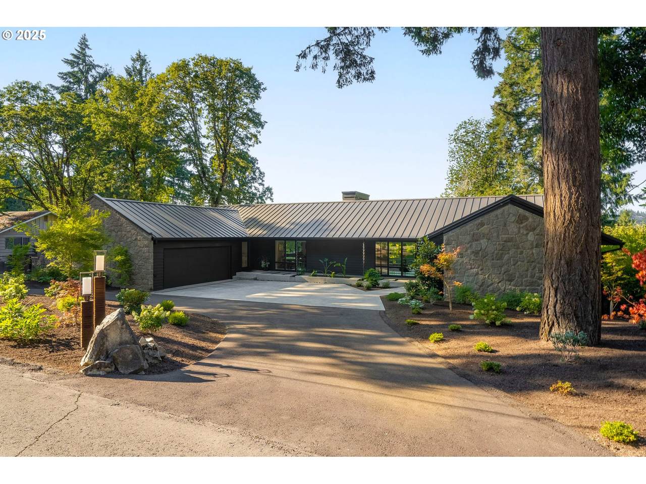 2627 Park Rd - Photo 1