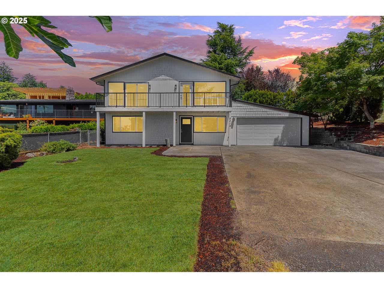 8318 Middle Way - Photo 1