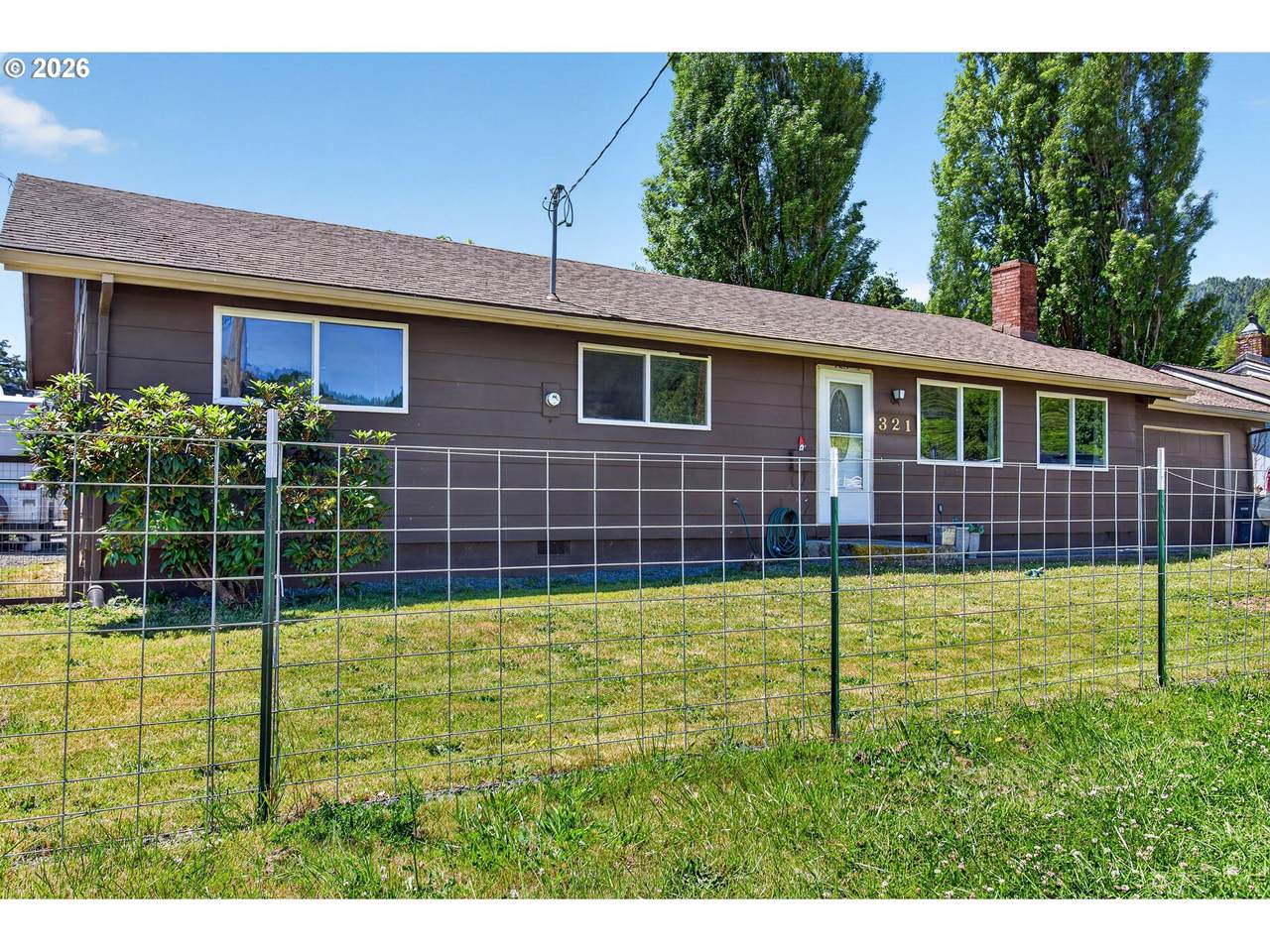 321 Date St - Photo 1
