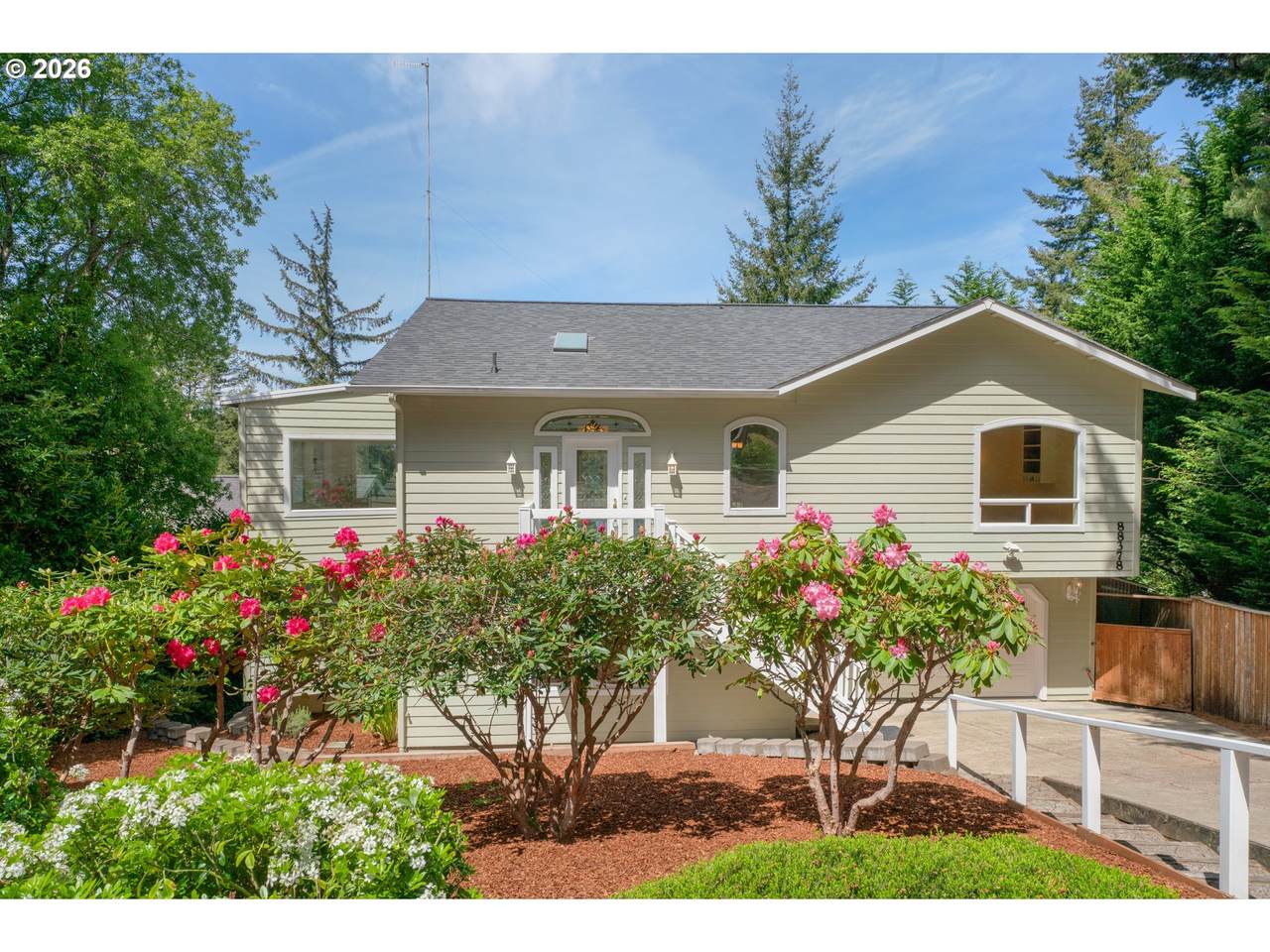 https://bt-photos.global.ssl.fastly.net/portland/1280_boomver_5_662930708-2.jpg