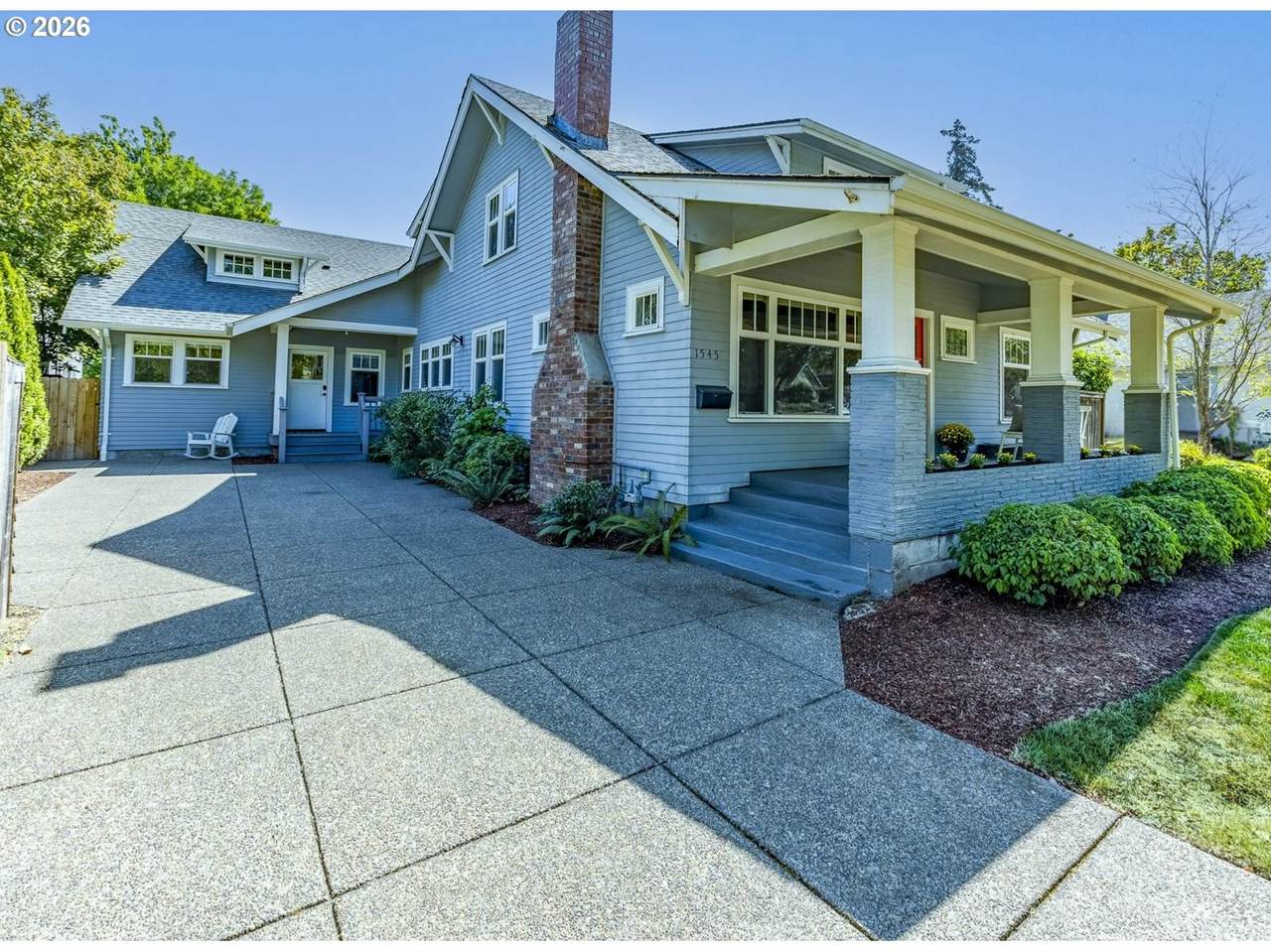 https://bt-photos.global.ssl.fastly.net/portland/1280_boomver_4_413250680-2.jpg