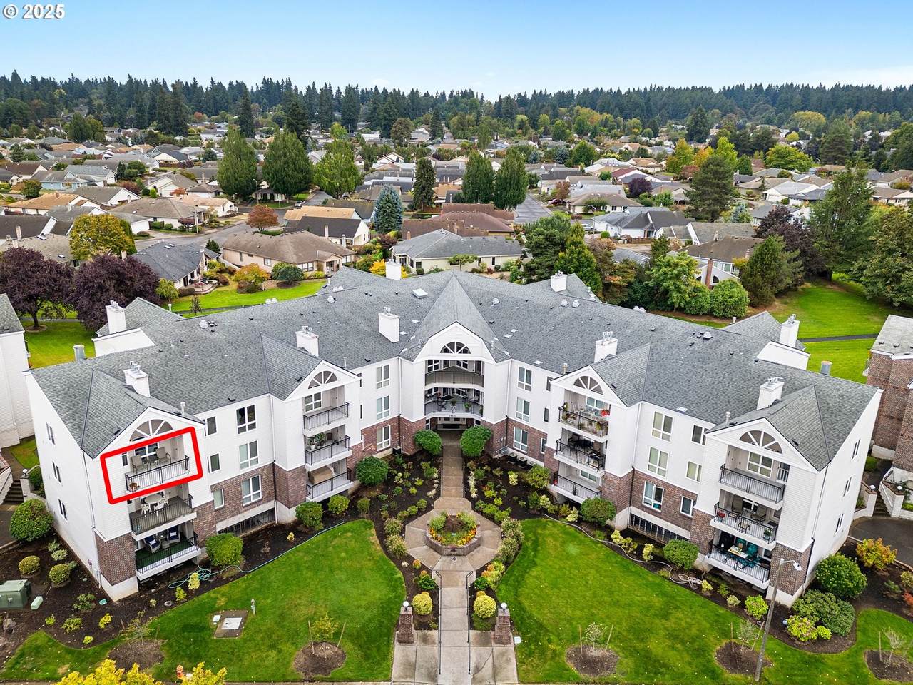 https://bt-photos.global.ssl.fastly.net/portland/1280_boomver_11_721073863-2.jpg