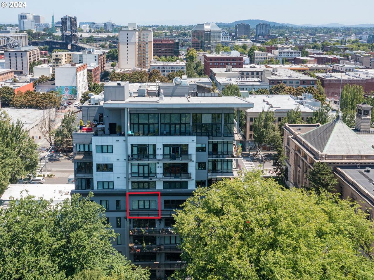 300 8TH Ave - Photo 1