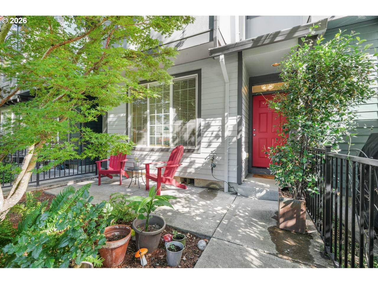 1179 Leander St - Photo 1
