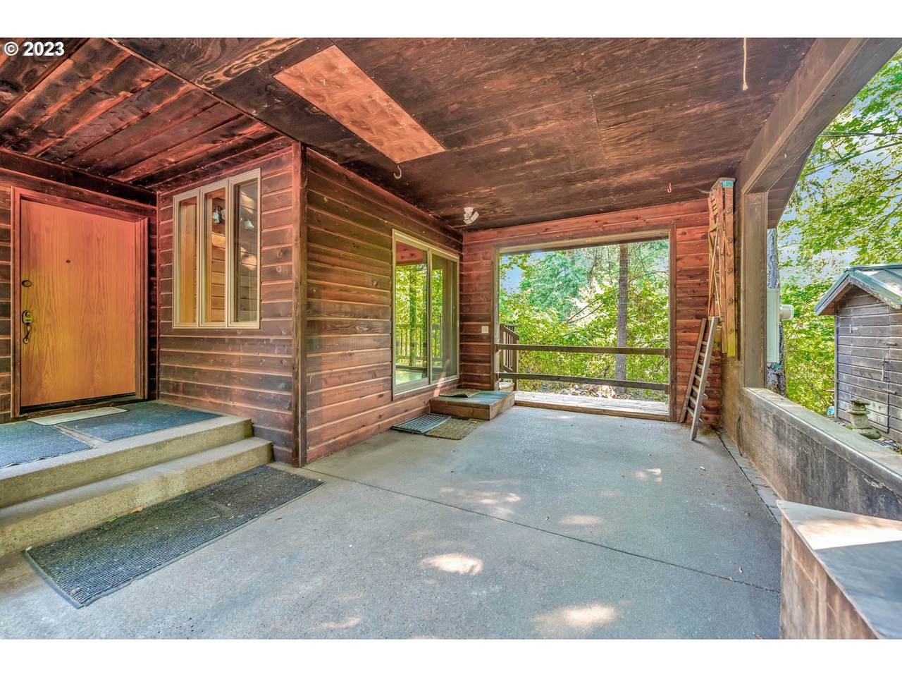 77383 Mosby Creek Rd - Photo 1