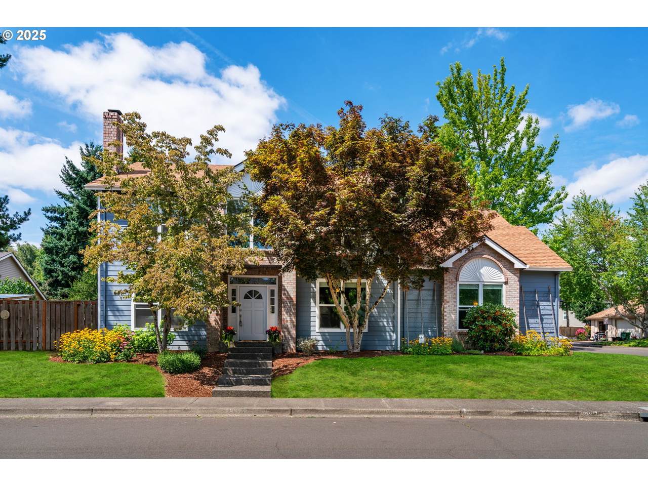 28575 Sandalwood Dr - Photo 1
