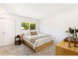 4880 Scholls Ferry Rd - Photo 19