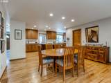 7055 Canyon Dr - Photo 17