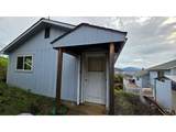 918 Malheur Ave - Photo 27