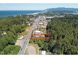 2204 Highway 101 - Photo 2