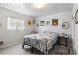 320 Blakely Ave - Photo 18