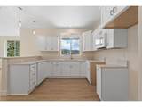 1504 Chestnut St - Photo 3