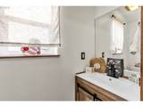 404 Bridge St - Photo 15