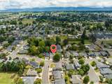 1076 Yew St - Photo 37