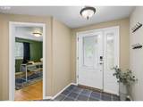 1076 Yew St - Photo 4