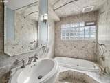 2498 Saddle Ct - Photo 17