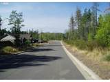 1304 Green Valley Dr - Photo 2