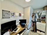 320 Oak St - Photo 16