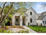 555 6TH St - Photo 1
