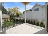 555 6TH St - Photo 16