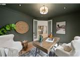 555 6TH St - Photo 19