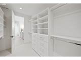 555 6TH St - Photo 29