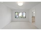 555 6TH St - Photo 34
