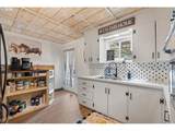 402 3RD St - Photo 16