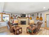 6193 81ST Ave - Photo 18